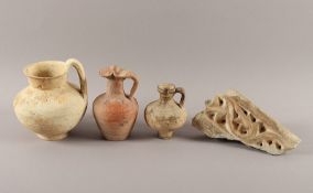 3 Krüge, Ton, Römisch, ein Fragment beigegeben