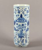 Vase, Porzellan, unterglasurblau dekoriert, China, 19.Jh.