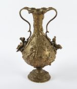 ZIERVASE, Messingguss, deutsch, um 1890