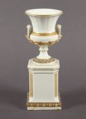 Kratervase auf Podest, KPM Berlin, 1914