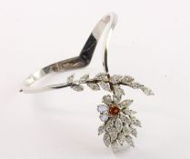 Brillant-Armreif, 585/ooo WG, brauner Diamant im Zentrum