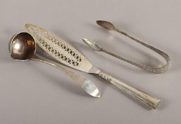 DREITEILIGES BIEDERMEIER-KONVOLUT, lötig, DEUTSCH, um 1800-1825