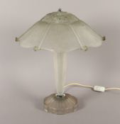 ART-DECO-TISCHLAMPE, Glas, besch., FRANKREICH, um 1930