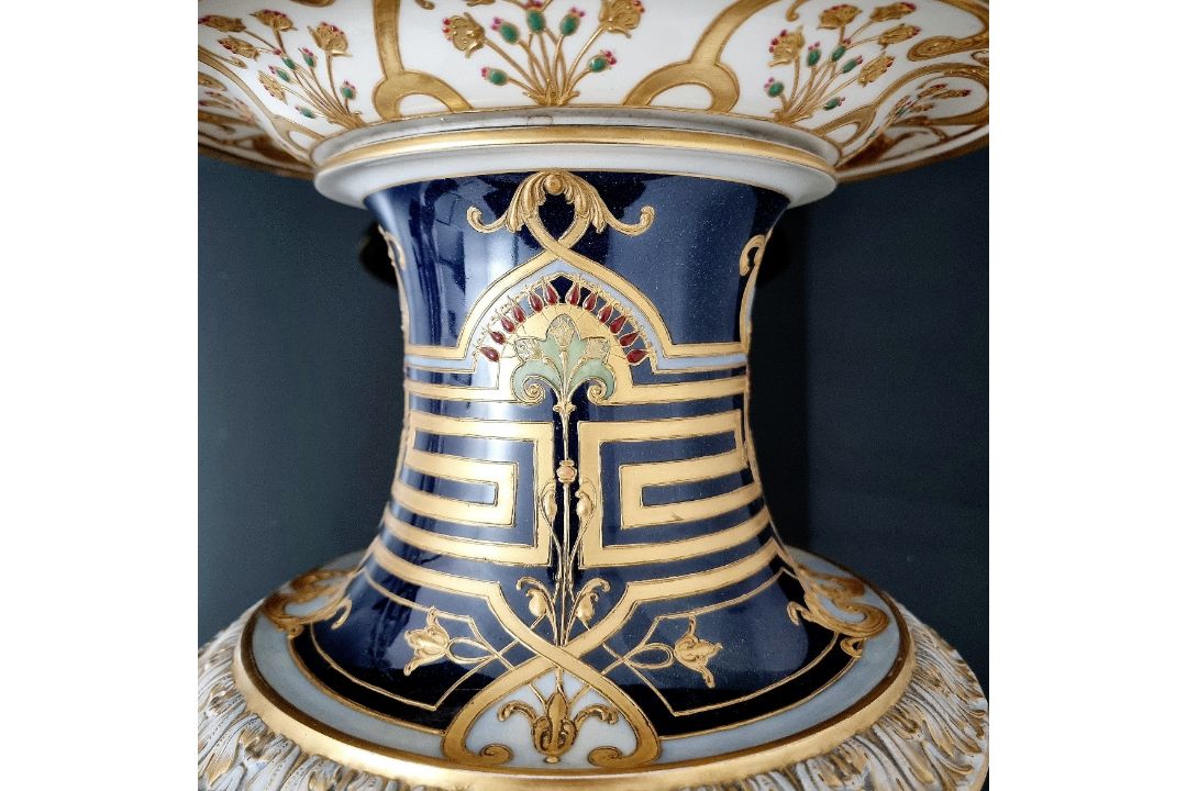 KPM Berlin, große Victoria Vase, 104 cm, „Juwelendekor“ - Bild 8 aus 16