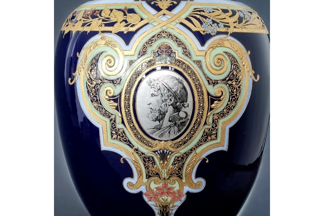 KPM Berlin, große Victoria Vase, 104 cm, „Juwelendekor“ - Bild 5 aus 16