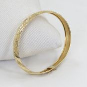 14kt Yellow Gold Chevron Pattern Bracelet