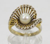 10kt Yellow Gold and Pearl Ring