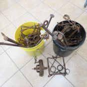 15 Body Grip Animal Traps & 1 leg trap