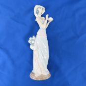 Lladro Tea Time Figure #5470