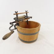 Horse Shoe Brand Clothes Ringer & bucket