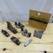 Wood planes, chisels & misc tools