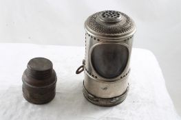 Matthews & Willard Mfg Co. Bicycle Lantern