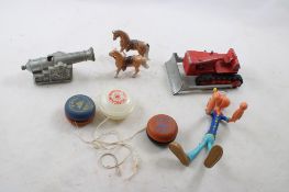 Popeye, Jolly Roger Canon, Yo-Yo's, Horses ++