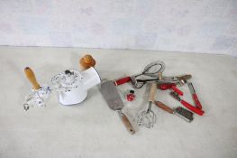 Kitchen Utensils German Table Mount Shredder