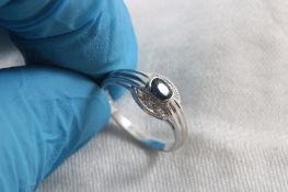 14kt White Gold Ring Size 5 1/4