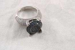 Suzy Levian Sterling Silver Ring - size 6