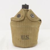 US WWII Volrath 1942 canteen with cover