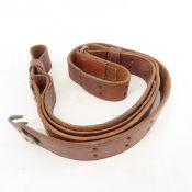 WWII US M1907 leather sling marked Boyt 44