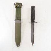 Camillus M-4 M1 carbine bayonet with sheath