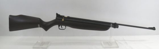 Crosman 2260 Co2 Pellet Rifle, Walnut Stock