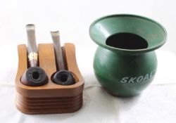 Skoal Spittoon & 2 Pipes in Wooden Holder