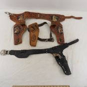 4 Italian Edison Giocattoli Cap Guns With Holsters