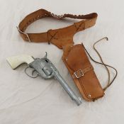 Vintage Mattel Fanner 50 Cap Gun & Holster