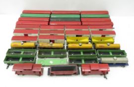 40 American Flyer Train Cars