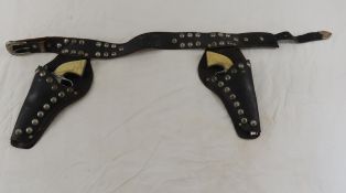 2 Vintage Kilgore Eagle Cap Guns with Holster Belt