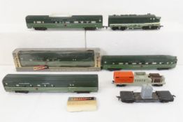 Athearn HO 31032 Diesel Engine & 6 cars