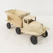 1930s Girard Marx Pressed Steel Sand Gravel Truck