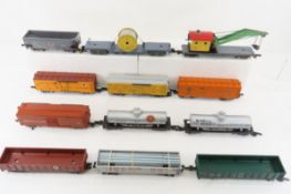 12 American Flyer boxcars, crane, tankers & more