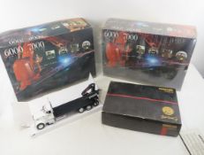 Ertl 6000 & 7000 Tractor Set, IH Flatbed Tractor