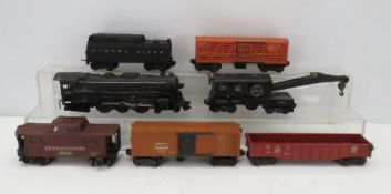 Lionel 685 engine, tender, & 5 cars