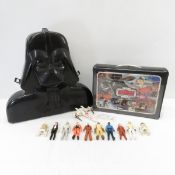 10 Star Wars Action Figures & Carry Cases