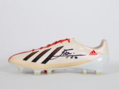 Von Lionel Messi signierter adizero F50 Schuh – adizero F50 shoe signed by Lionel Messi