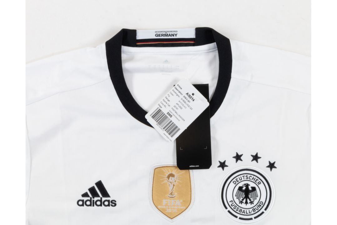 Von 9 Spielern signiertes Deutschland Trikot – Germany national team jersey signed by 9 players - Bild 4 aus 4