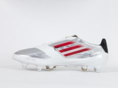 Von Lukas Podolski signierter F50 Schuh – F50 shoe signed by Lukas Podolski