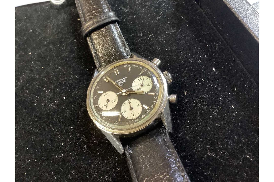 HEUER; a rare vintage gentleman's stainless steel Carrera chronograph wristwatch, the black dial set - Image 10 of 12