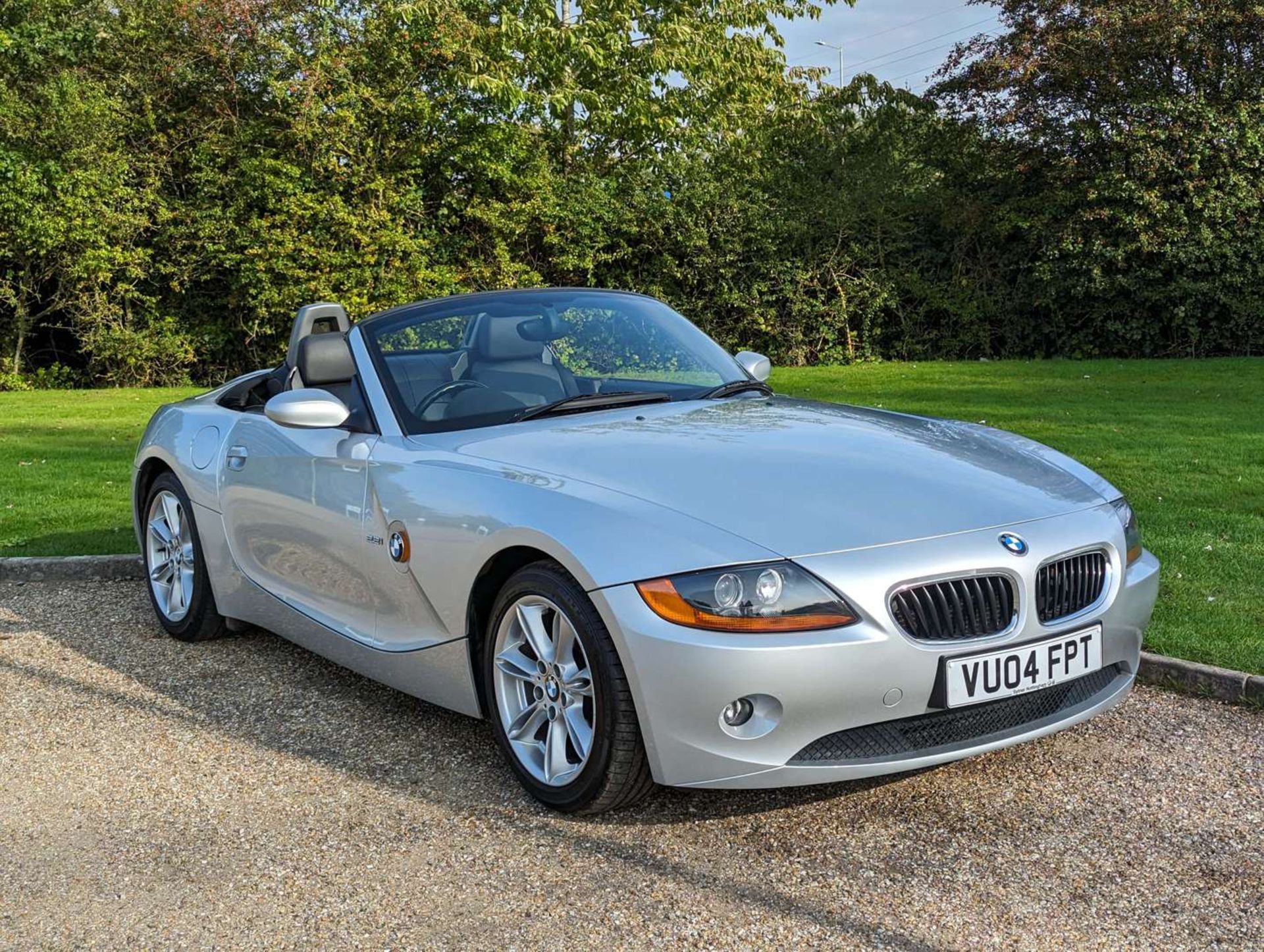 2004 BMW Z4 2.2I SE CONVERTIBLE - Image 2 of 30
