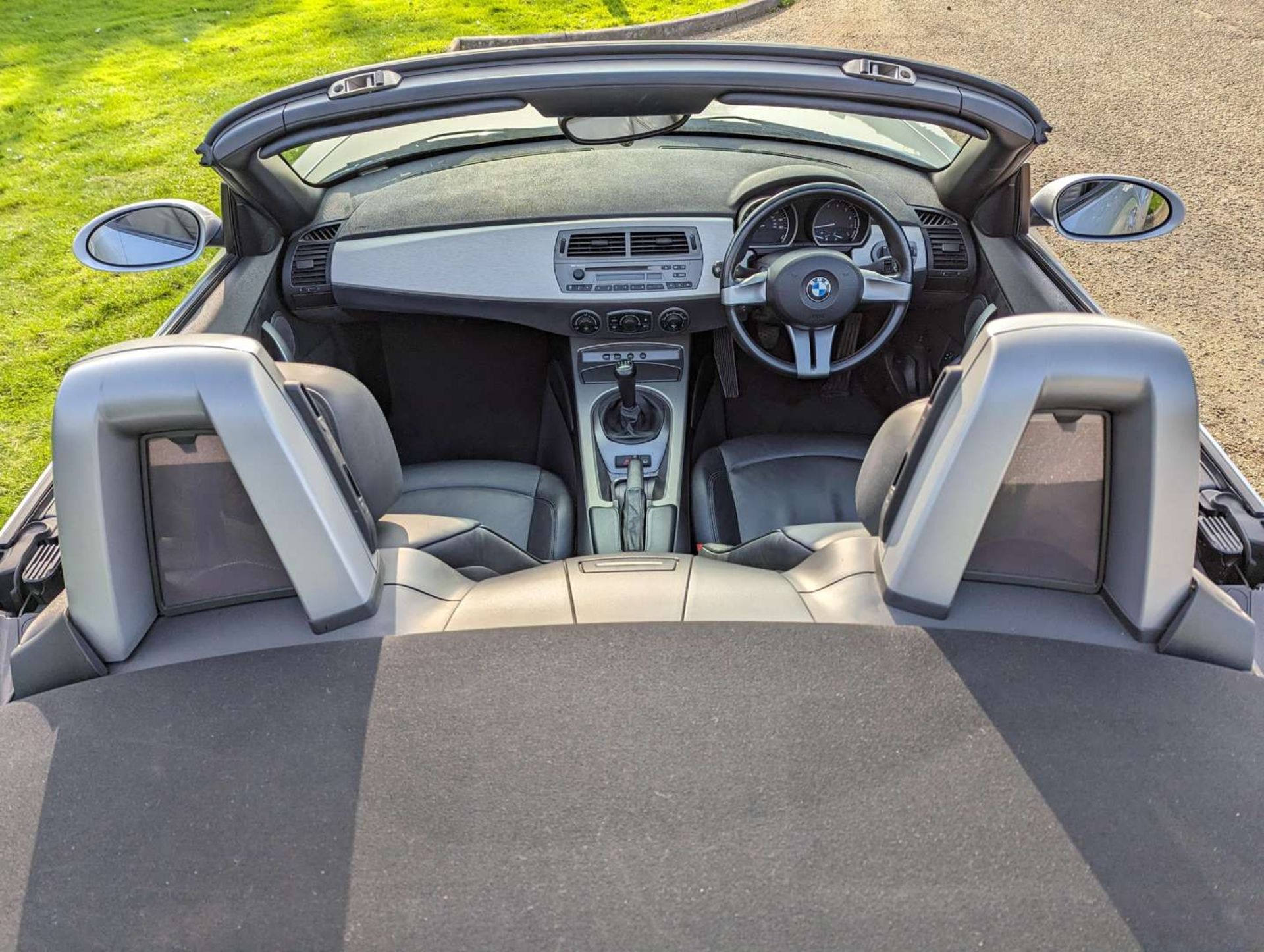 2004 BMW Z4 2.2I SE CONVERTIBLE - Image 28 of 30