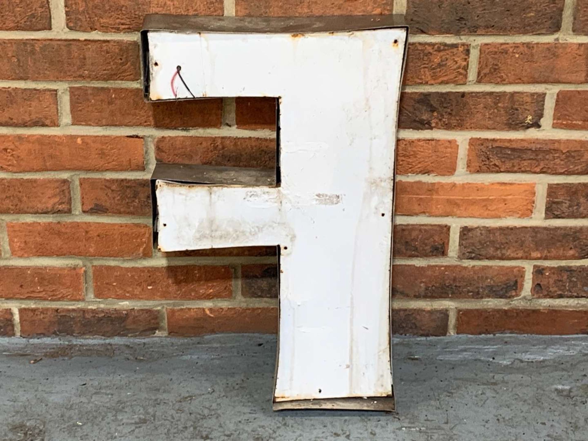 Illuminated “F” Sign a/f - Image 3 of 3