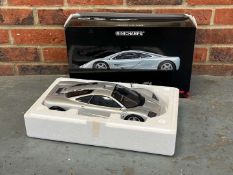 Minichamps Mclaren F1 Roadcar 1:12 Scale Model Car
