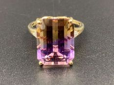 A bi-colour quartz and 9ct yellow gold dress ring,