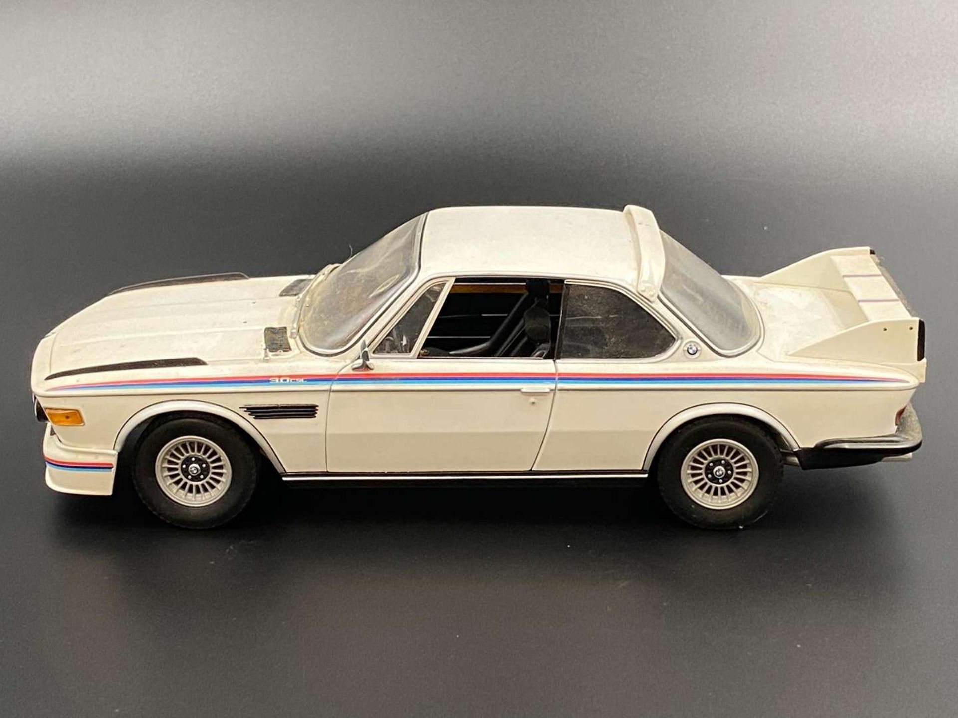MINICHAMPS. 1973 BMW 3.0 CSL 1:18 - Image 4 of 6