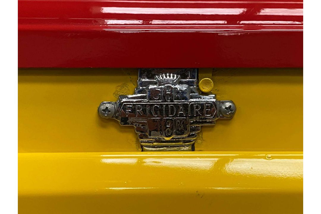 FRIGIDAIRE, a 1940s American upright refrigerator, repainted in “Royal Crown Cola” livery - Image 5 of 6