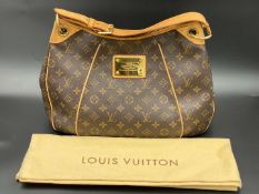 LOUIS VUITTON Galliera monogram canvas with dustbag