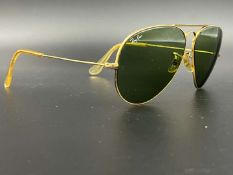 RAY-BAN vintage Aviator sunglasses