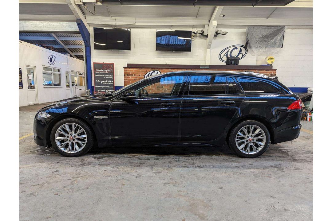 2014 JAGUAR XF R-SPORT V6 D AUTO - Image 2 of 26