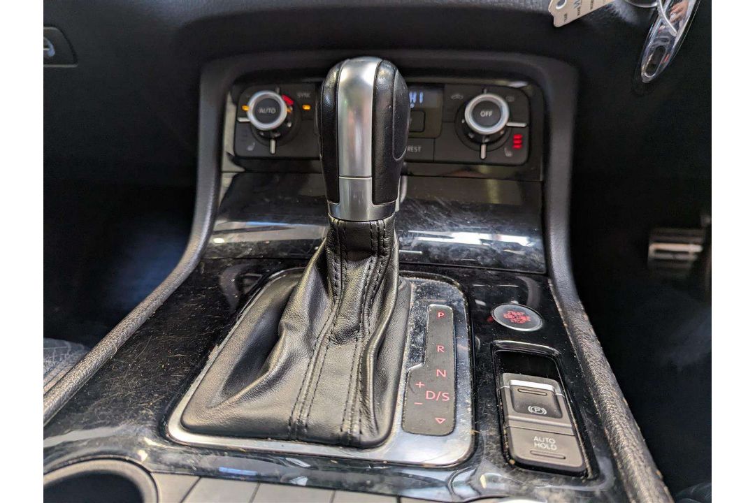 2014 VOLKSWAGEN TOUAREG V6 R-LINE TDI BMT - Image 27 of 29